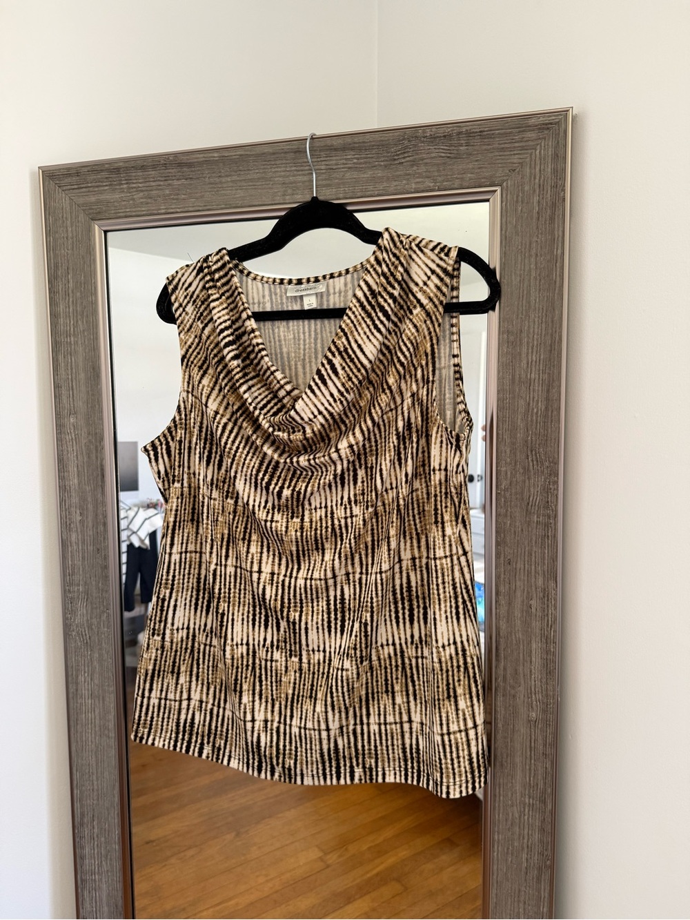 Dress Barn Patterned Sleeveless Cowl Neck Tank Top Size Large